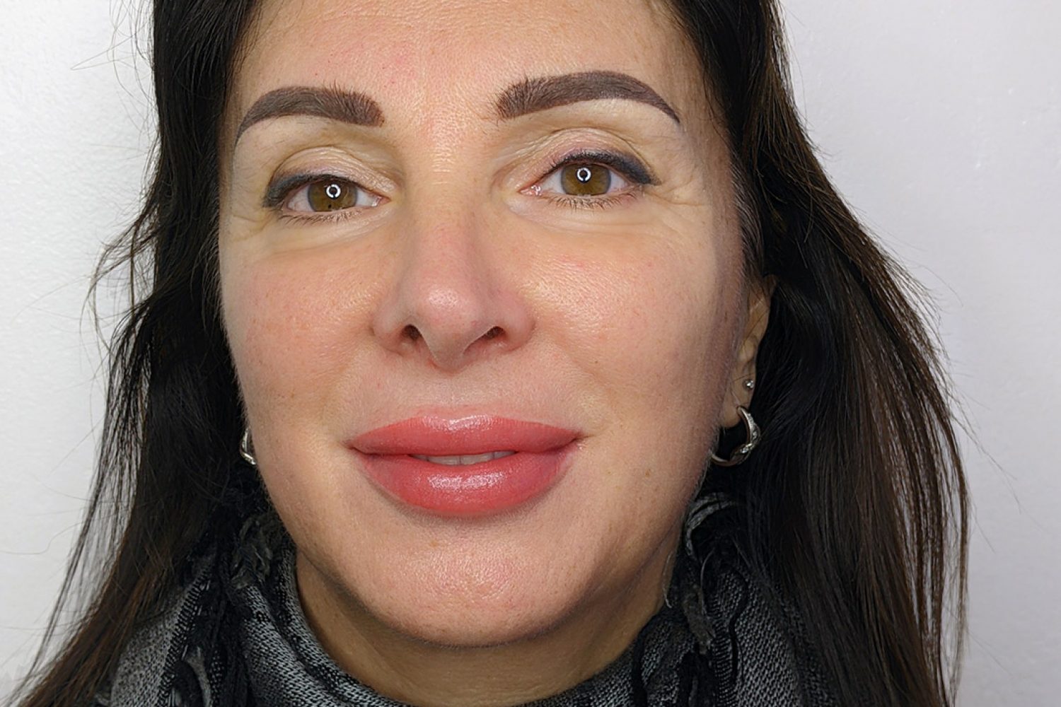 Sopracciglia, eyeliner e labbra: un Permanent Makeup total look