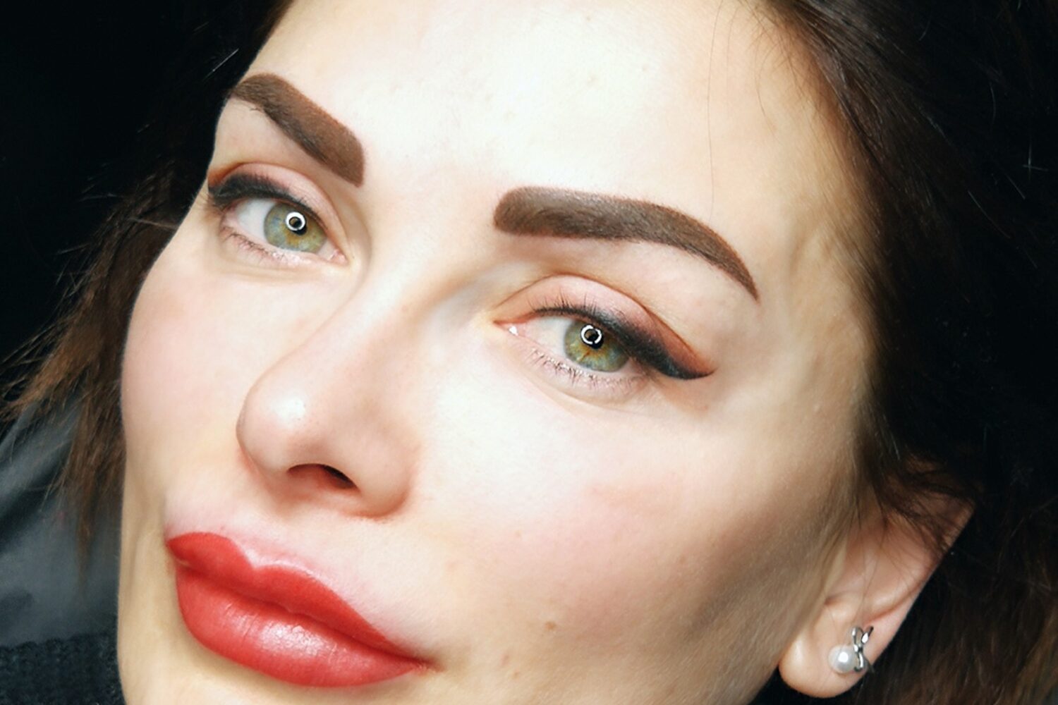Total look realizzato con il trucco permanente