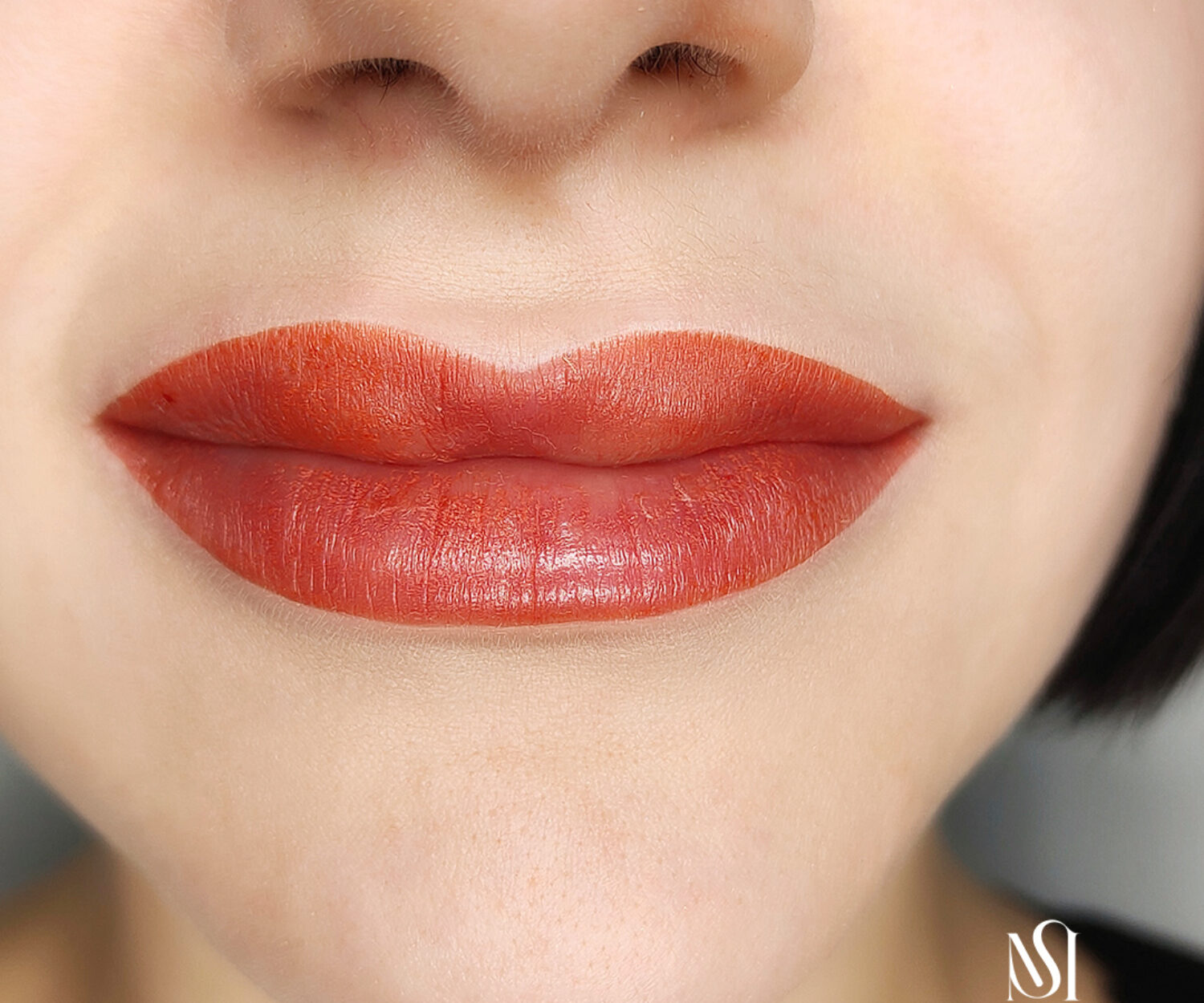 Trucco semipermanente labbra, il dettaglio del risultato della dermopigmentazione (tatuaggio visagistico)