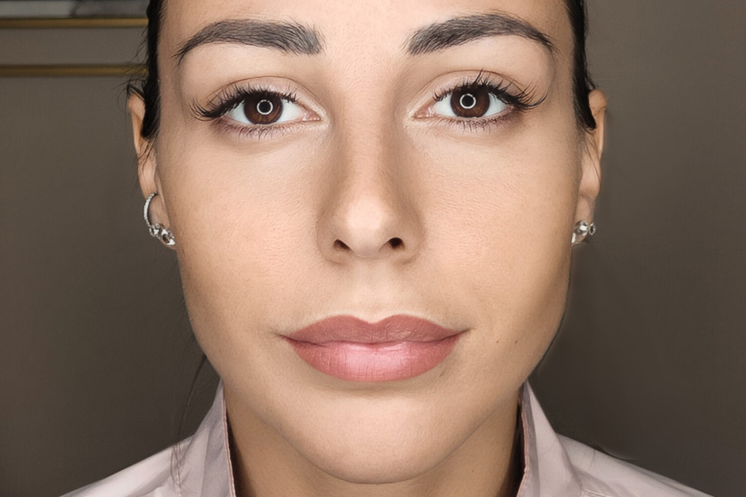 Labbra nude look realizzate con il trucco permanente a Riccione